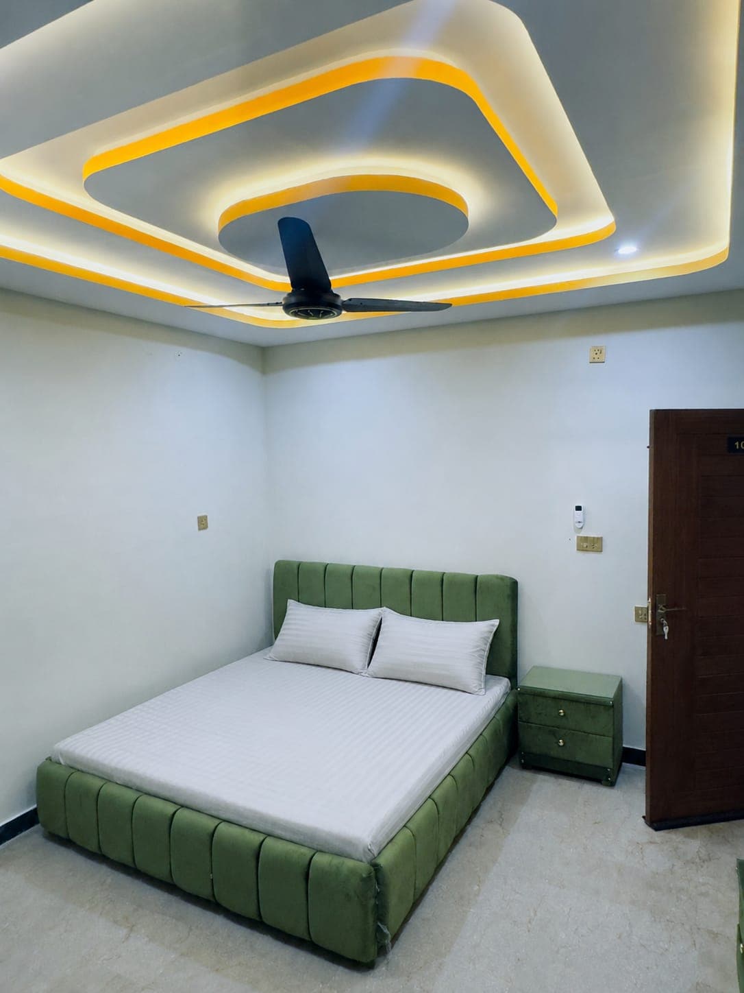 Executive premium room Chakwal Grand Guest House modern interior design